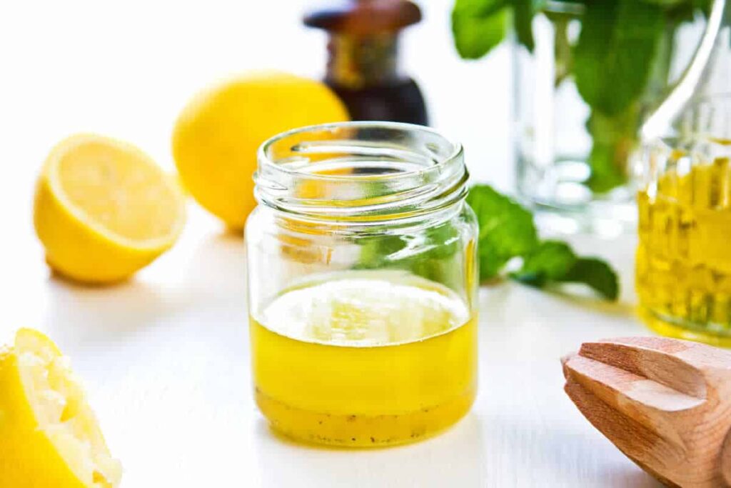 Vinaigrette au citron et à la moutarde