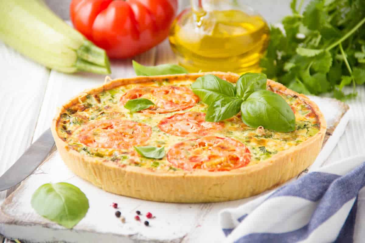 Quiche à la courgette et tomate