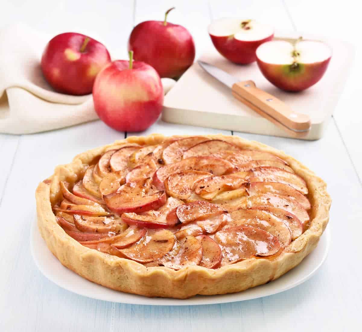 Tarte aux pommes à la pâte feuilletée