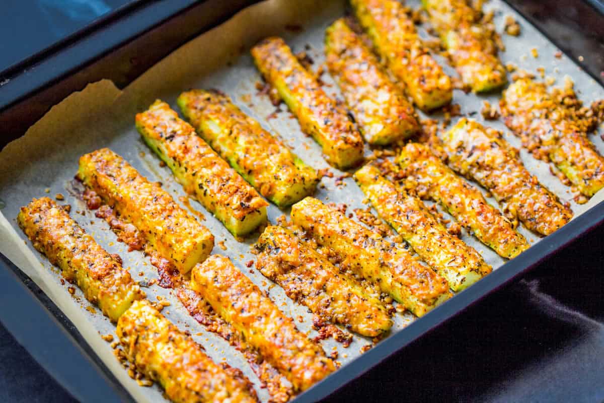 Frites de courgettes panées au parmesan