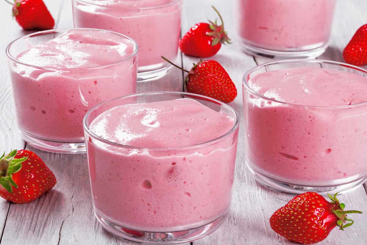 Mousse à la fraise légère sans œufs