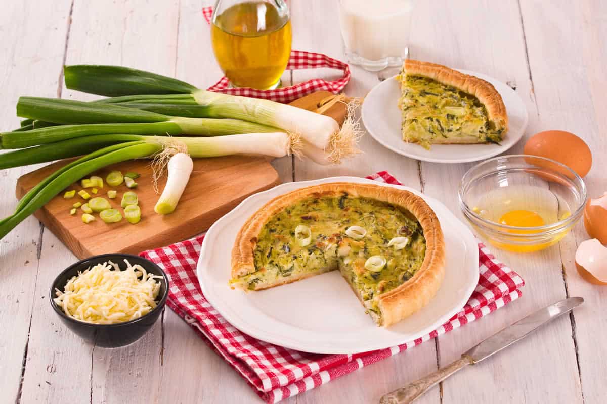 Quiche facile aux poireaux et fromage