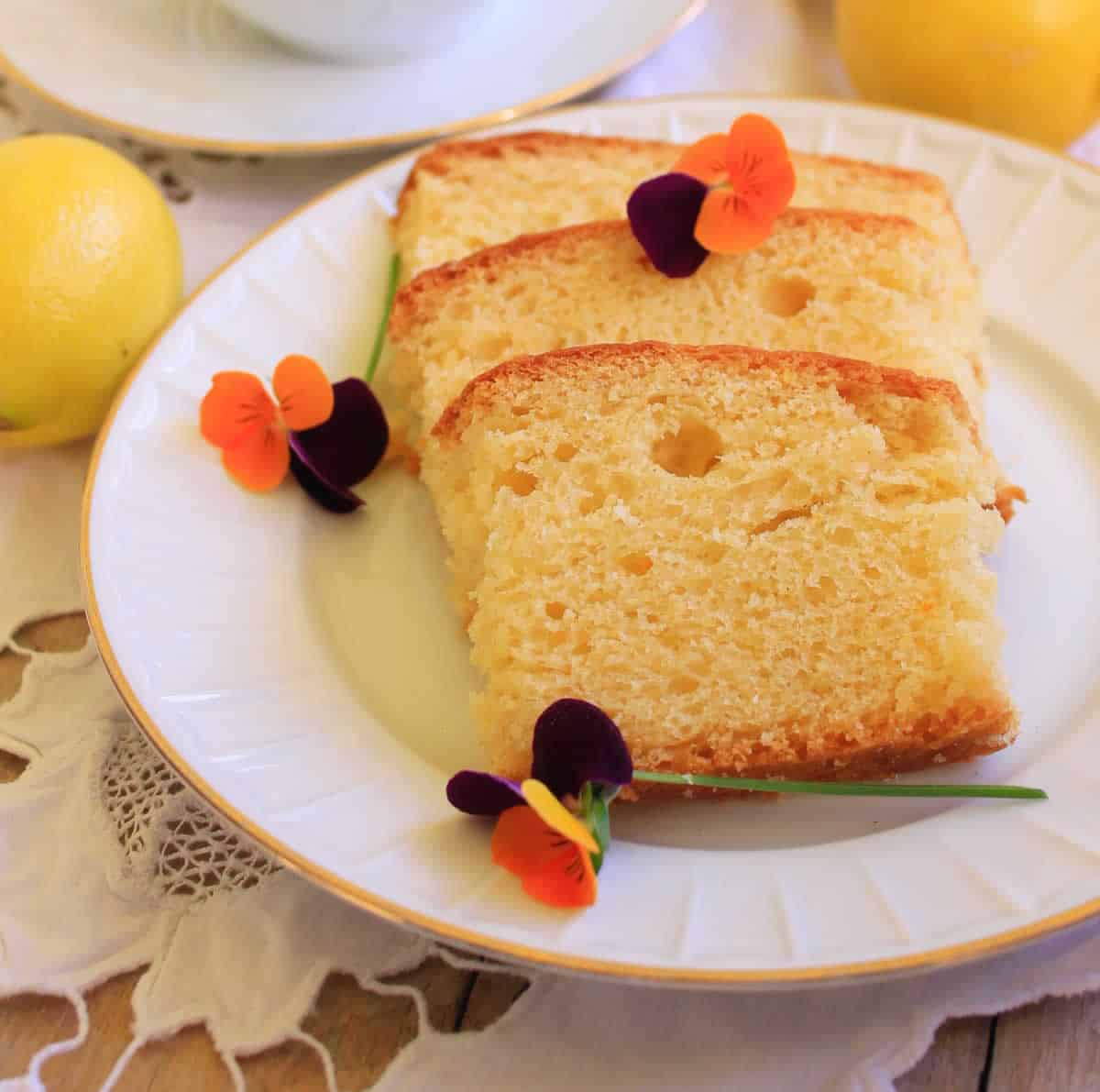 Gâteau moelleux facile au citron