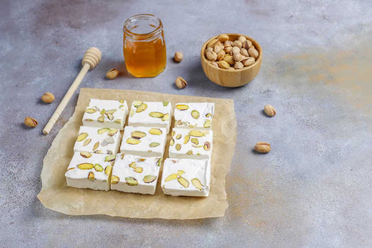 Nougat blanc aux pistaches