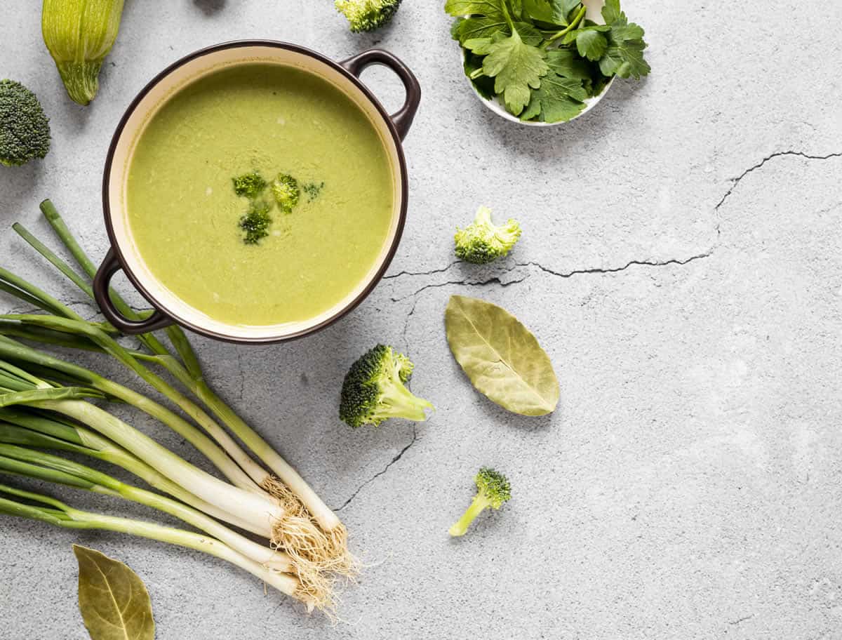 Comment faire la soupe poireaux courgette brocoli