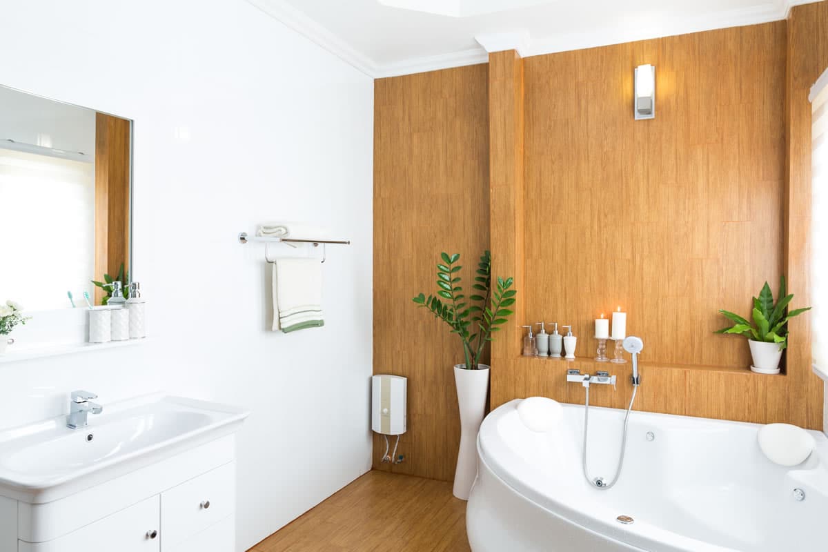 Comment nettoyer et désinfecter la salle de bain