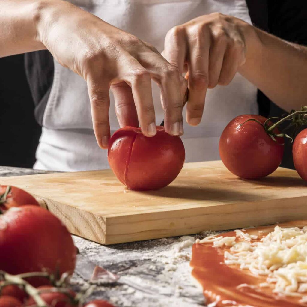 Comment peler les tomates facilement