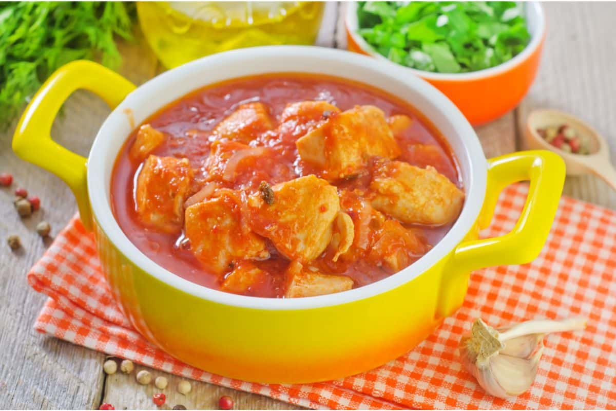 Poulet à la Sauce Tomate