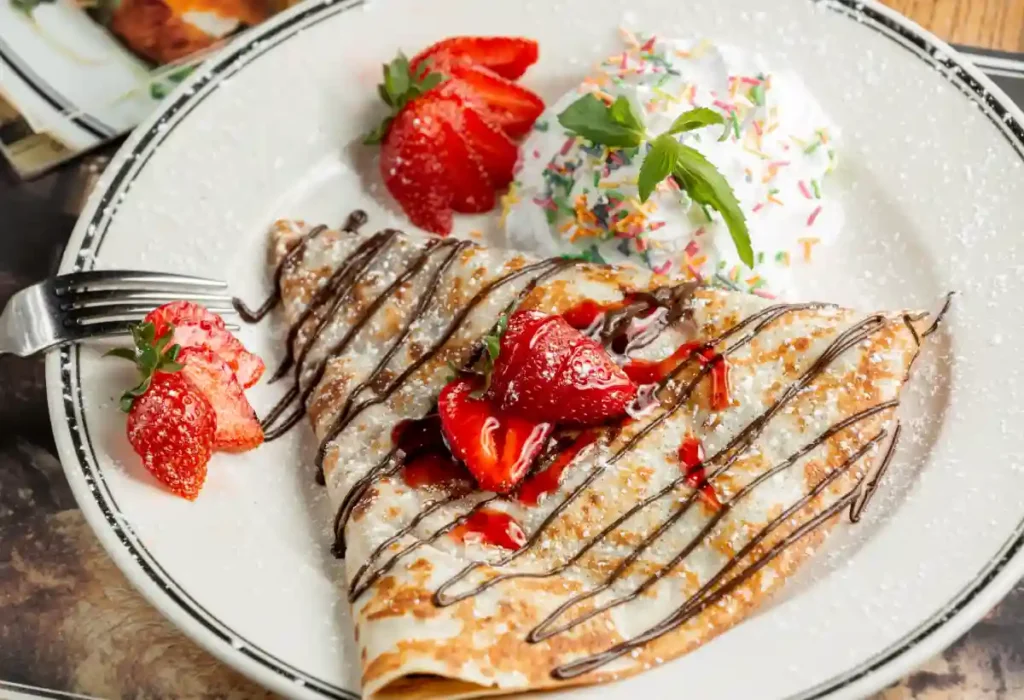 crêpes aux fraises et chantilly